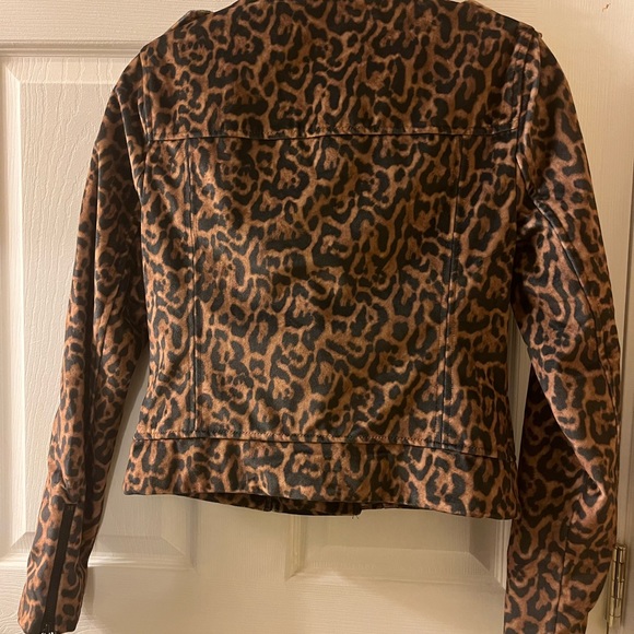 Romeo and Juliet Couture leopard print moto jacket - Picture 5 of 7